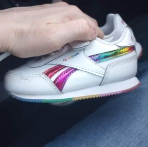 Toddler 5.5 Reebok sneakers